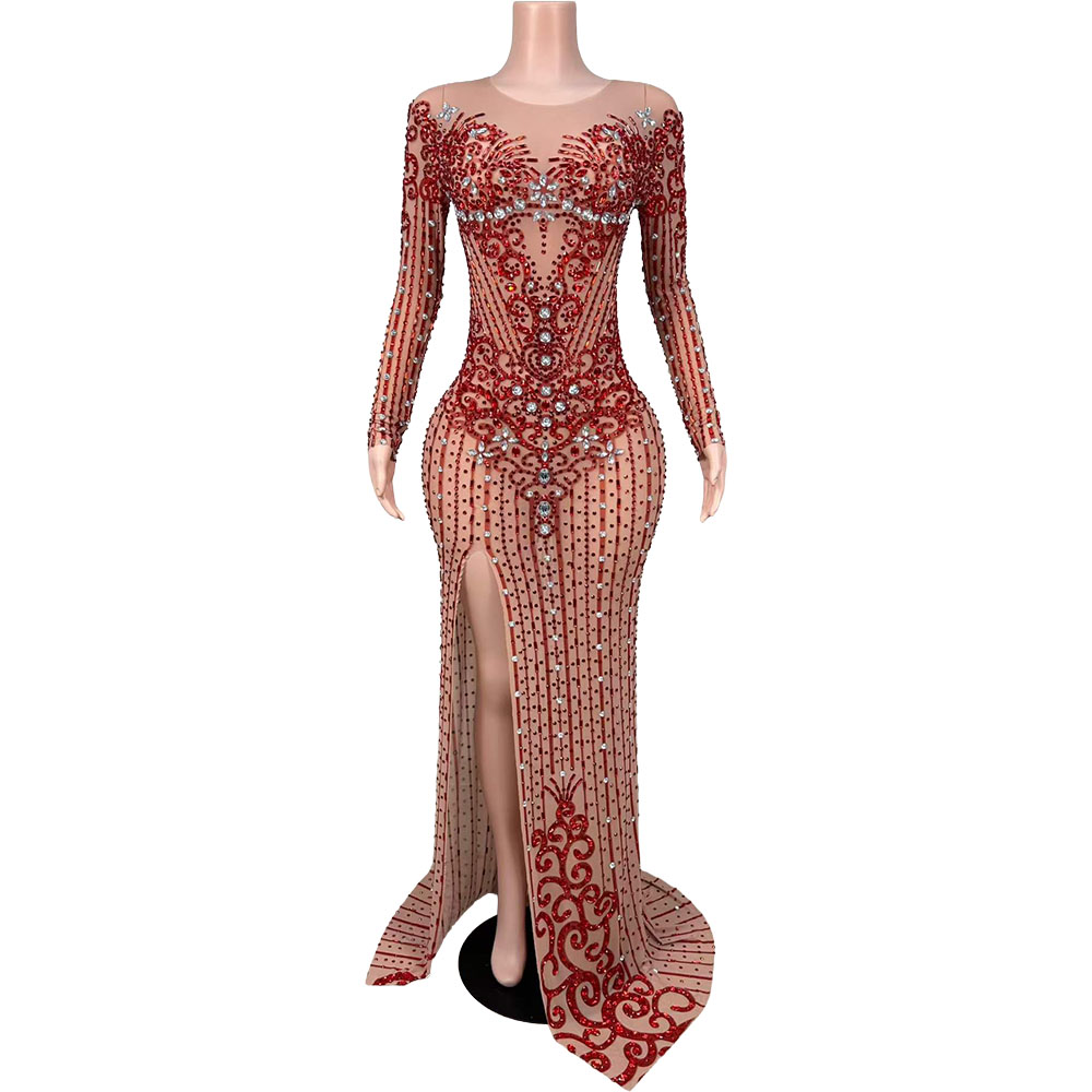 Women Formal Wear Photoshoot - Seksowna suknia wieczorowa z przezroczystej siateczki