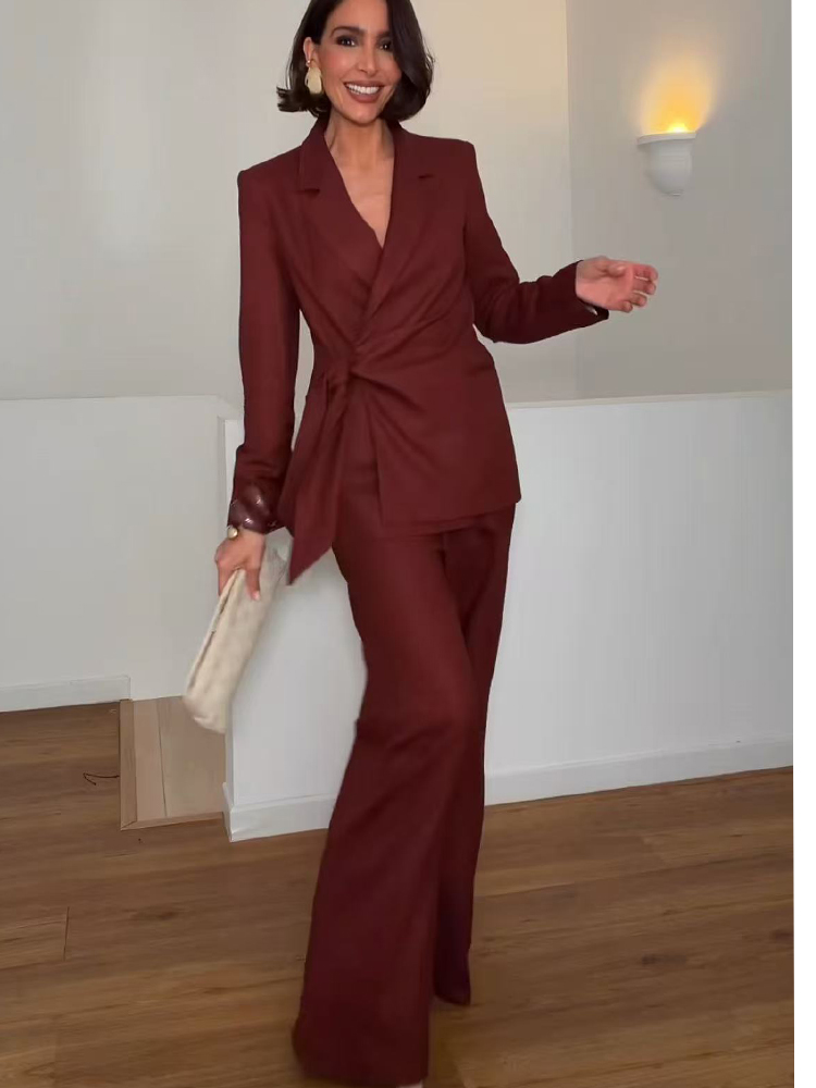 Women'S Formal Wear With Pants - Elegancki damski garnitur biurowy: marynarka, spodnie,