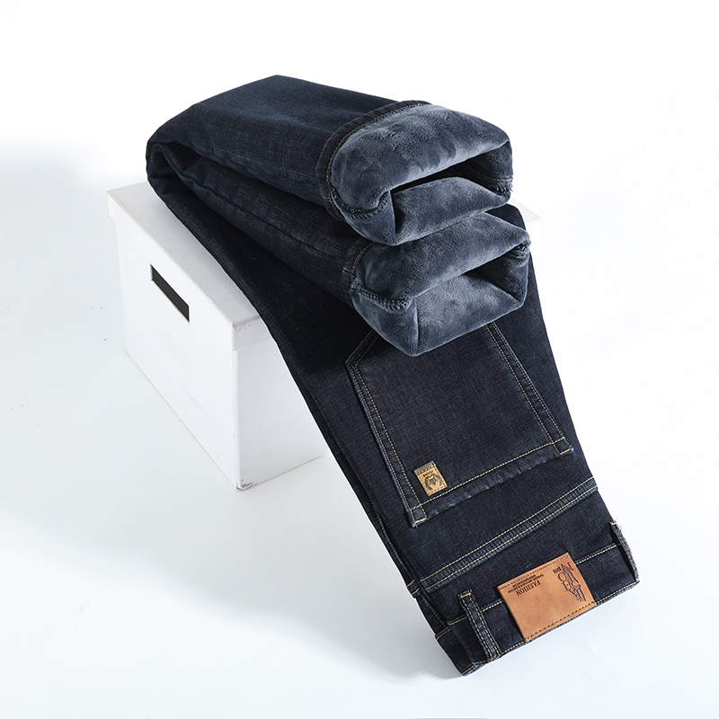 Zimowe ocieplane jeansy męskie – Levis Jeans 501 recenzja i cena